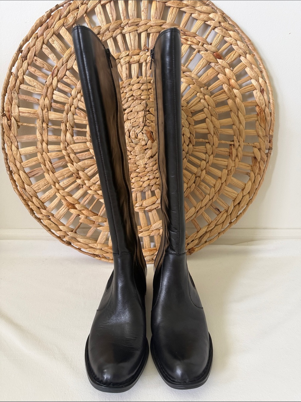 Born Black Leather Tall Riding Boots Women’s Size 8 M Wide Calf Pull-On - Picture 6 of 11